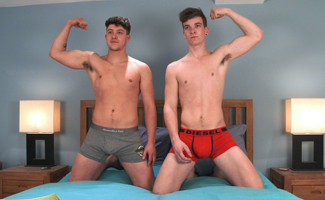 Bonus Video of Jon Williams' and Caspar Hamilton's Photo Shoot - Best Mates First Man Fun!