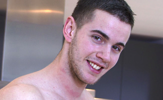 Hunky Str8 Footballer Scott - With a double cum shot