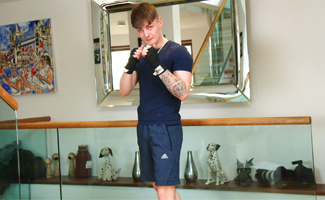 Straight Young Boxer Flynn Shows off his Ripped Body & Wanks his Uncut Cock!