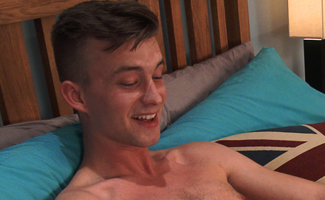 Tall & Lean Young Footballer Finlay Thomas Pumps his Thick & Long 8 Inch Uncut Cock!