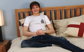Young Straight Boxer Brad Askew's Big Uncut Cock gets its 1st Manhandling & he Shoots a Massive Load of Cum!
