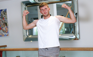 Young Straight Footballer Wanks his Uncut Cock & Shoots a Thick Load of Jizz!
