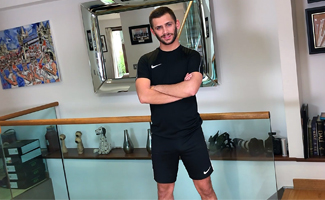 Young Straight Hamilton Wanks his Thick Uncut Cock & Squirts a Big Load all Over the Place!