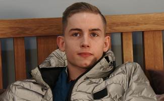 Young Straight Lad Carter Strips Down & Wanks his Thick, Uncut Cock & Covers himself in Loads of Cum!